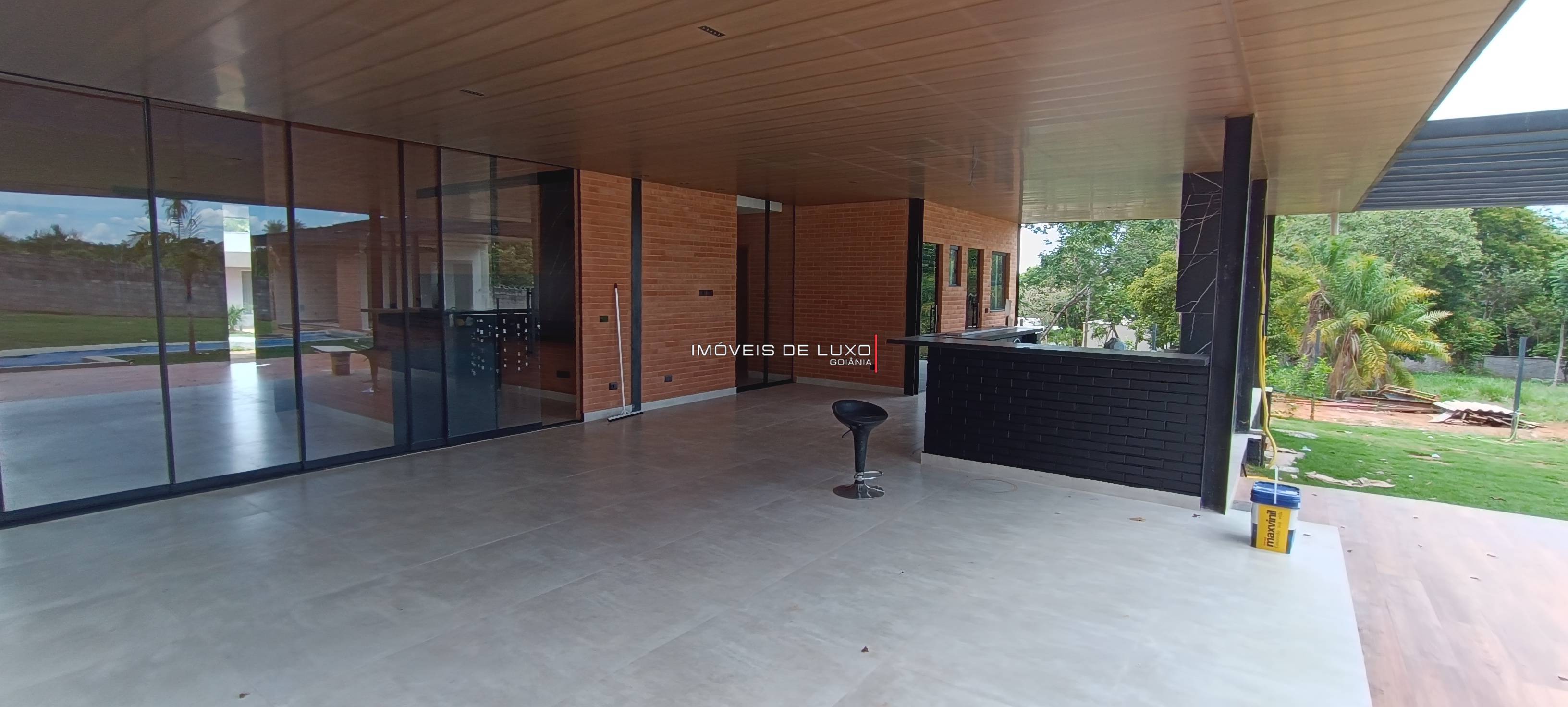Imóveis de Luxo - Casa Térrea com 4 suítes no Condominio Villa Verde
