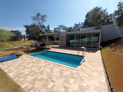Casa 2 suites com projeto moderno e arrojado!! Cond Villa Verde