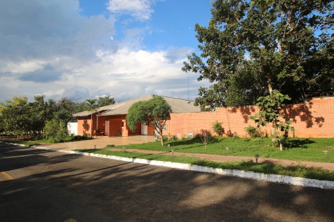 Casa Térrea  4 suítes no Condomínio Villa Verde
