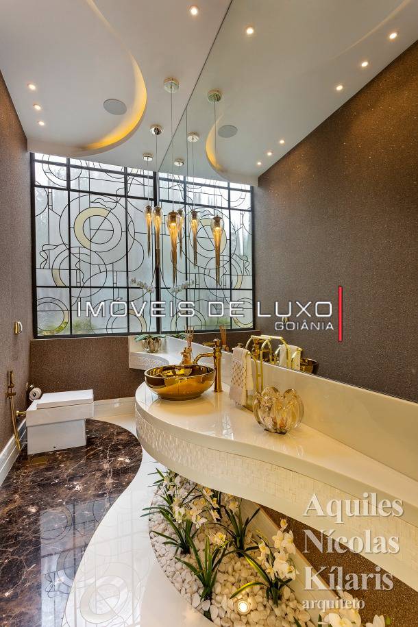 Imóveis de Luxo - Belissimo Sobrado com 5 suítes no Jardins Munique