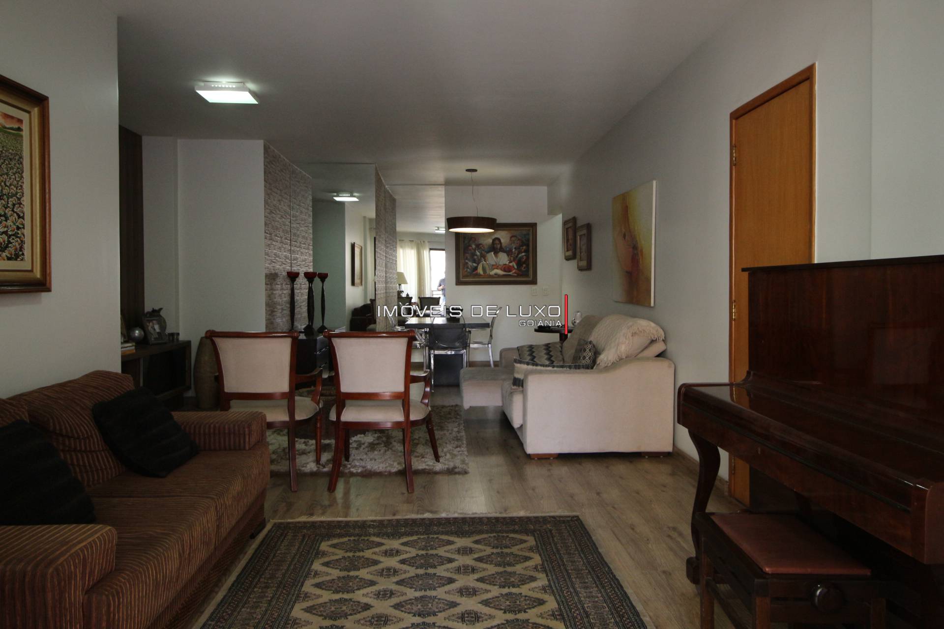 Imóveis de Luxo - Apartamento 4 suítes, 1 por Andar no Setor Bueno    