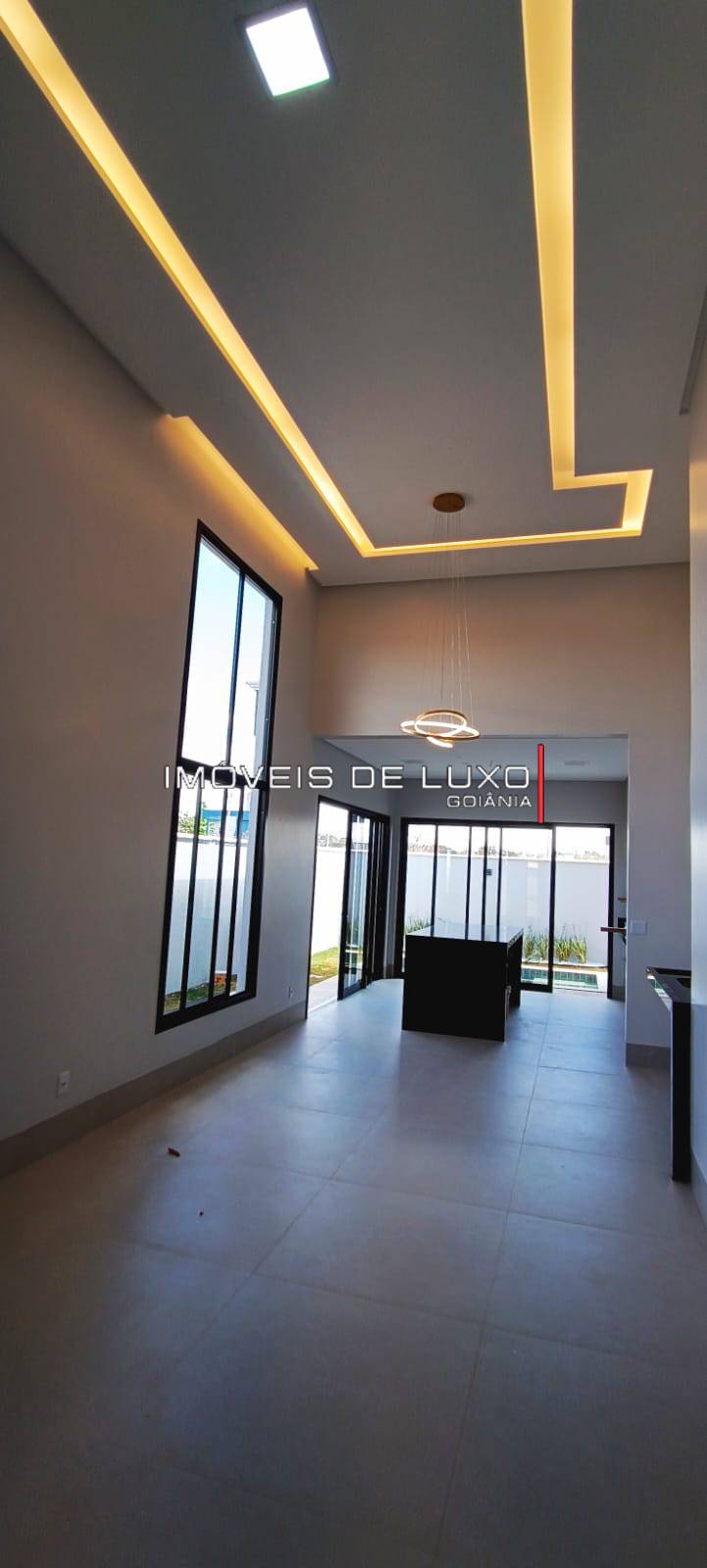 Imóveis de Luxo - Casa Terrea com Piscina no Terras Alpha 2