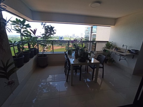 Ótimo Apartamento 3 suítes plenas no Residencial Parque Ibirapuera